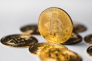 仮想通貨と暗号資産の違いをわかりやすく解説しますか？