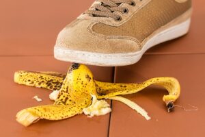 CFDの危険性とは何か、初心者が知っておくべきポイントは？