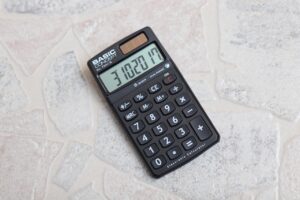 FXのレバレッジ計算方法を分かりやすく解説してくれる？